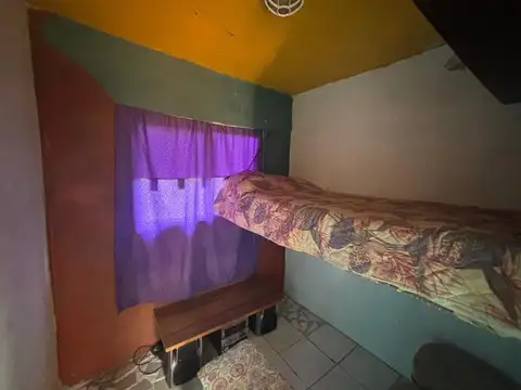 Casa 3 ambientes con 1 baño