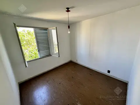 Departamento en Alquiler 50 años