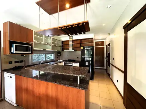 Casa en Alquiler en General Pacheco, USD 3.200