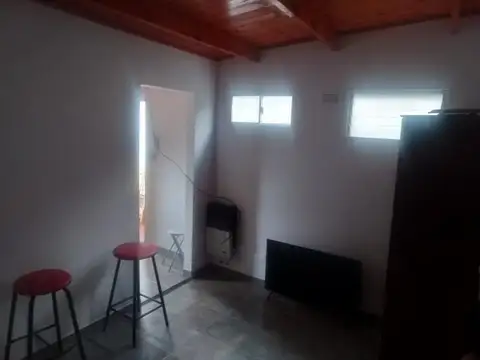 Depto Tipo Casa Monoambiente con 1 baño