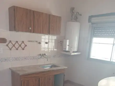 Depto Tipo Casa en Alquiler en General San Martin, $ 550.000