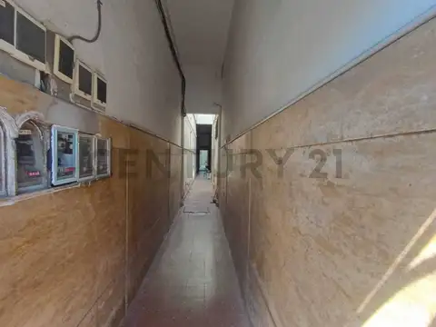 Avenida Guido Spano 3700, Piso 0