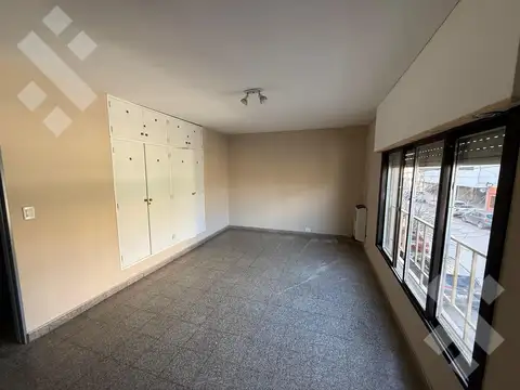 VENTA DEPARTAMENTOS 3 DORM calle Mendoza e Independencia. Neuquen Capital