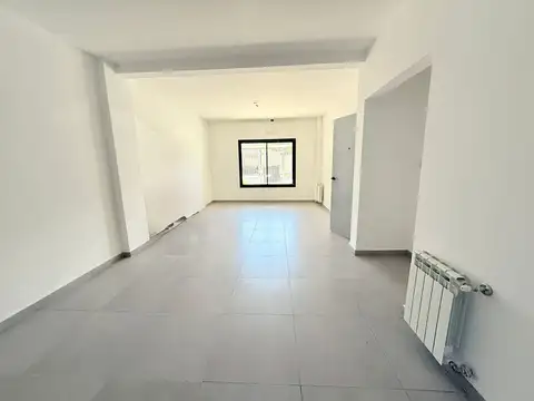 Depto Tipo Casa 3 ambientes con 2 baños