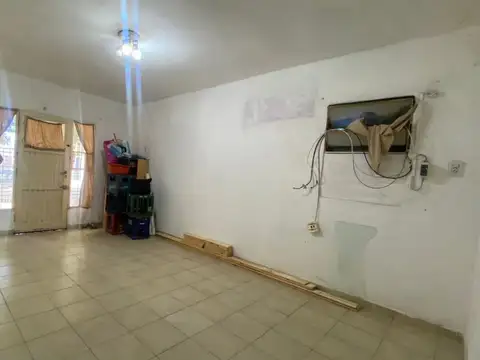Casa en Venta en Banfield, USD 55.000
