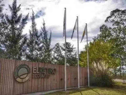 Terreno en Venta 20  mts Frente