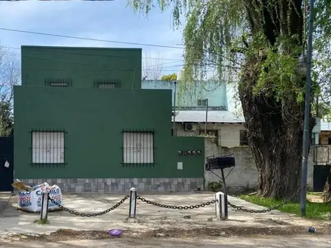 Depto Tipo Casa en Alquiler de 2 ambientes