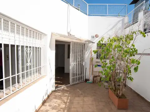 VENTA PH 2 AMB C/ PATIO Y TERRAZA PROPIA MATADEROS