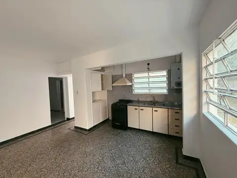 Depto Tipo Casa en Alquiler en Rosario, $ 550.000