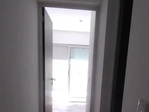 9 De Julio 400, Piso 01