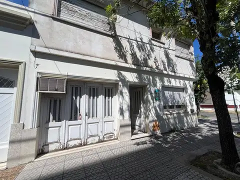 CASA EN VENTA EN PERGAMINO ZONA CENTRICA 