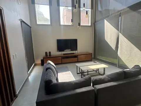 Casa en Alquiler de 3 dormitorios