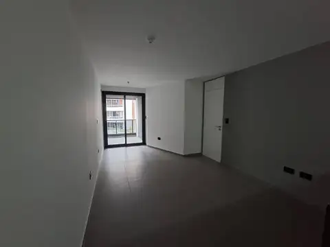 Con GYM, Piscinas, SUM.. Alquilá Dto 1 dorm en Torre Perú