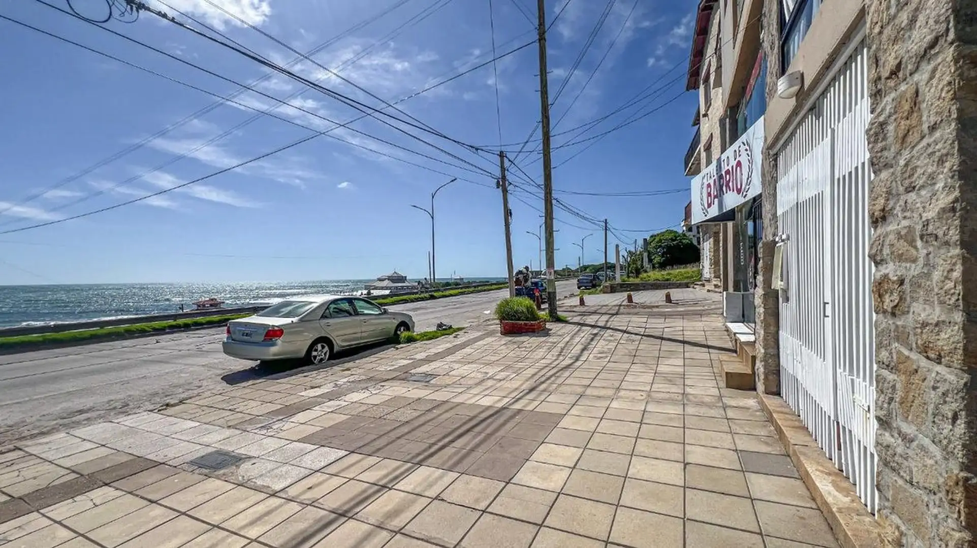 Venta Monoambiente Punta Mogotes lateral al mar