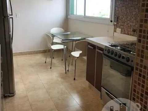 Departamento en Alquiler de 3 dormitorios