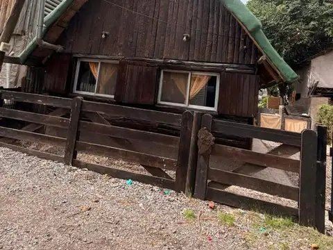 VENTA CASA 3 AMBIENTES EN MORENO B° CERRADO LA FIACA