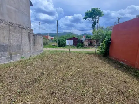 Terreno en Venta 20  mts Fondo