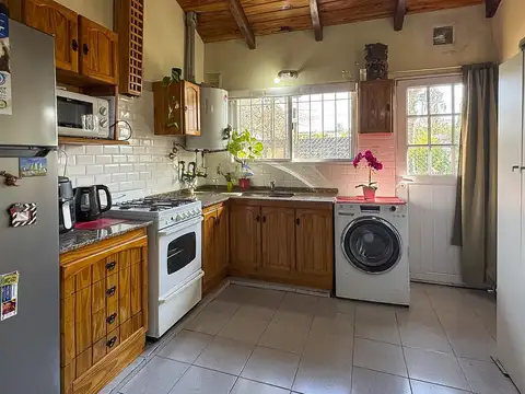 Casa en Venta con 1 cochera