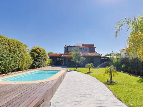 Casa en Venta en Medanos De Solymar, USD 450.000