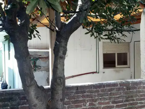 Depto Tipo Casa en Venta en Lanus, USD 28.000