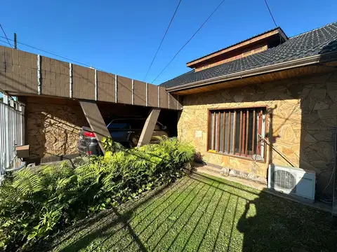 Depto Tipo Casa en Venta de 3 dormitorios