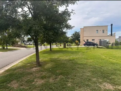 Libertad 300, Piso 0