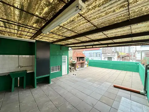 Depto Tipo Casa en Venta 50 años