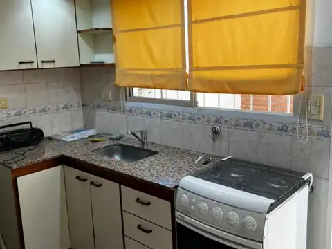 Depto Tipo Casa 3 ambientes con 1 baño