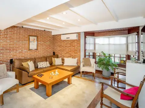 VENTA CASA 5 AMB RECICLADA CON COCHERA EN OLIVOS