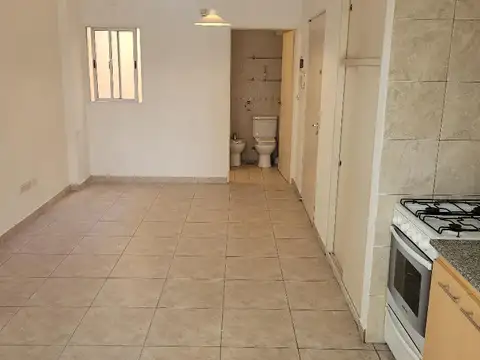 Congreso 4800, Piso 2