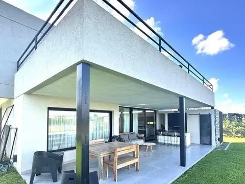Casa en Venta de 6 dormitorios