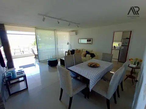 Departamento 4 ambientes con 2 baños