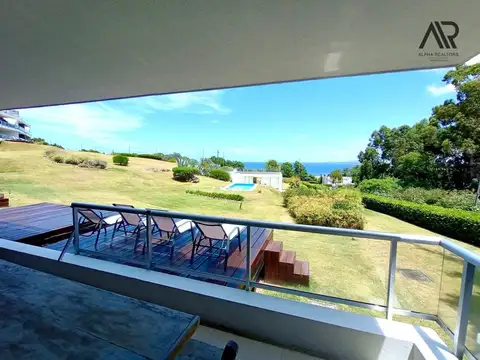 Apartamento en venta c/ cochera en Las Grutas