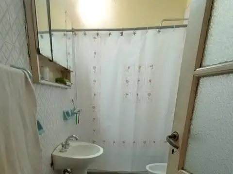 HAEDO - CASA A RECICLAR