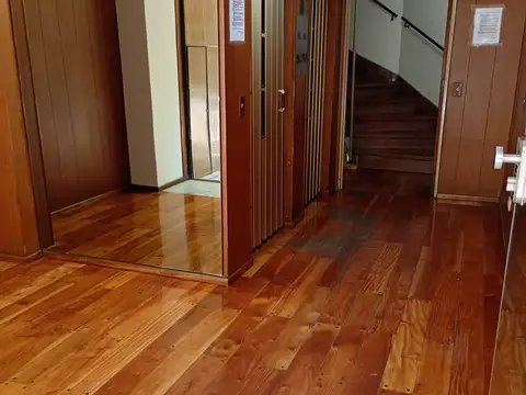 Junín 600, Piso 7