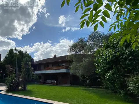 Casa en Venta de 4 dormitorios