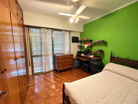 Departamento 4 ambientes con 2 baños