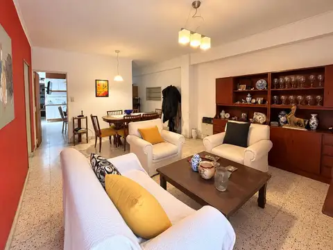 1 de Mayo al 1200