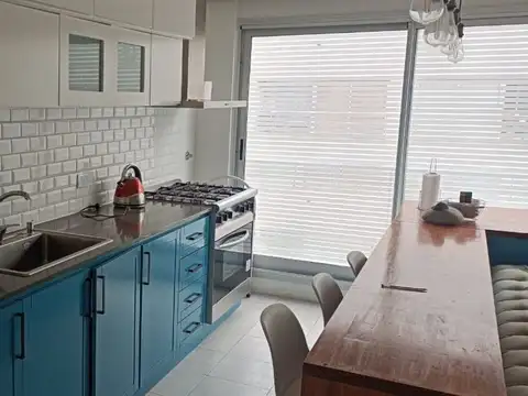 ALQUILER 4 AMBIENTES + COCHERA. 120 M2 EXP $91.000