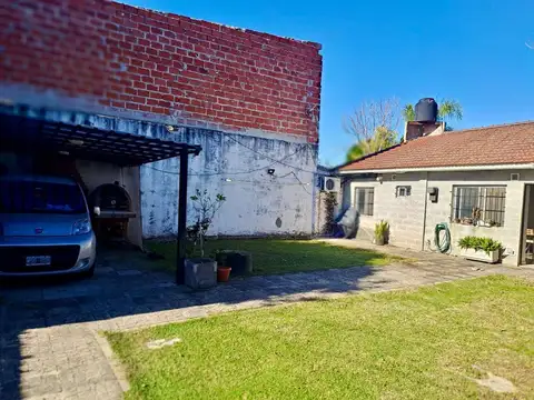 Casa en Venta en Burzaco, USD 38.000