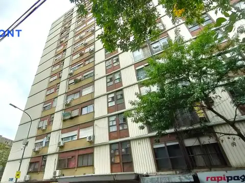La Rioja al 1100 Departamento en Alquiler de 1 Ambiente y Medio  en San Cristóbal
