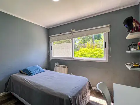 VENTA CASA 6 AMBIENTES CON PILETA APTO CREDITO