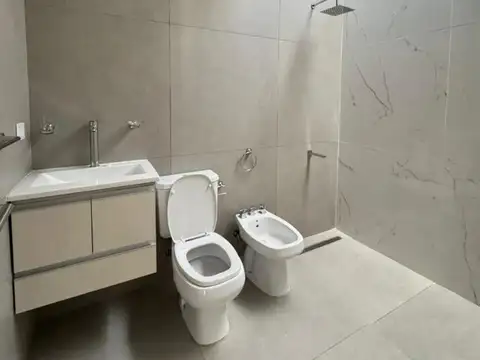 Casa 3 ambientes con 2 baños
