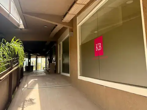 Local en Venta 15 años