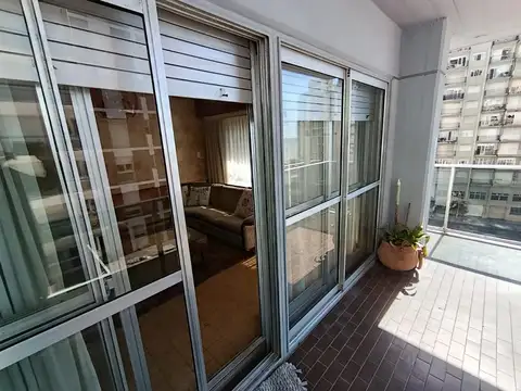 Departamento en Alquiler con 1 cocheras