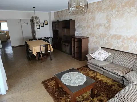 Departamento en Alquiler en La Perla Sur, $ 1.300.000