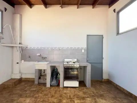 Depto Tipo Casa en Venta 47 años
