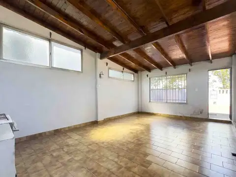 Depto Tipo Casa en Venta de 6 ambientes