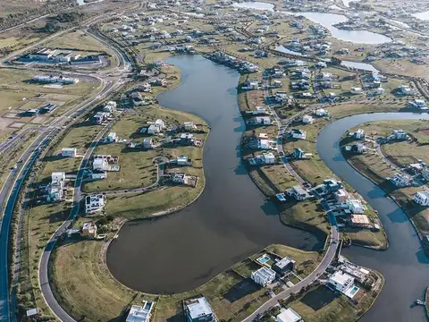 Terreno en Venta, FOS 25