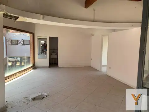 Local en Venta en Carilo, USD 99.000